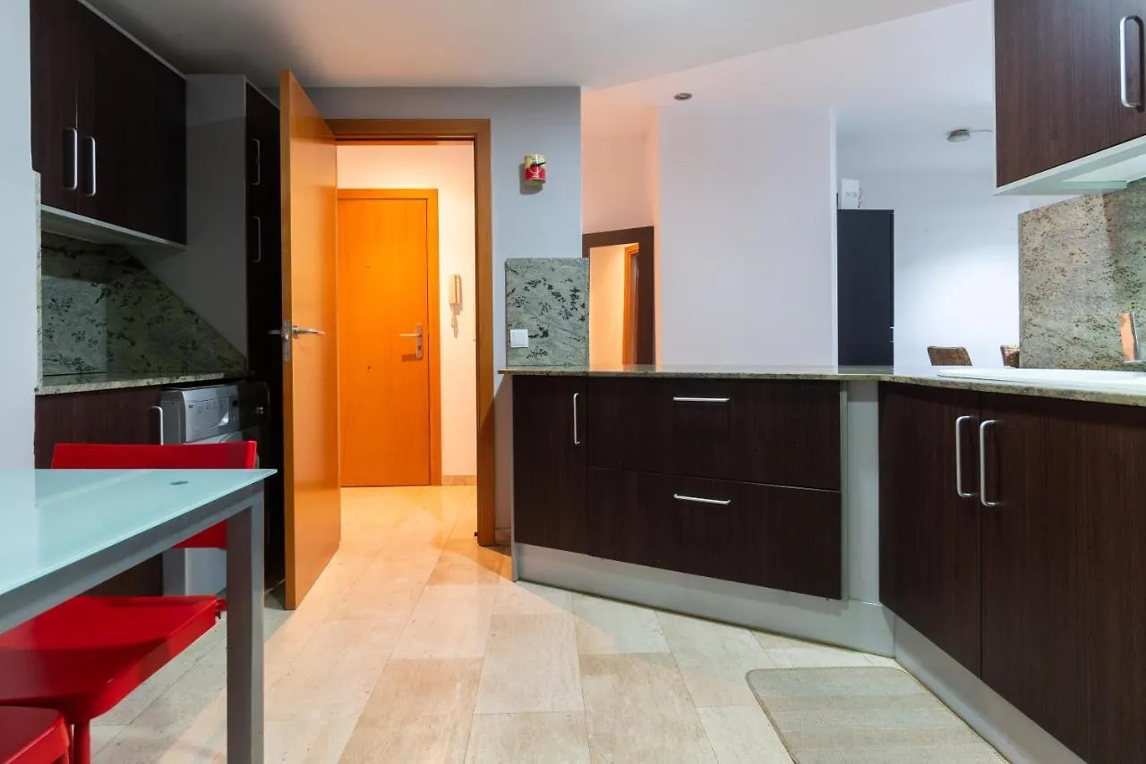 Apartament Granollers Up Live I 0*,